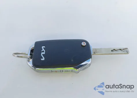 2023 Kia Niro Lx z USA, uszkodzony, nr VIN KNDCP3LE3P5116615